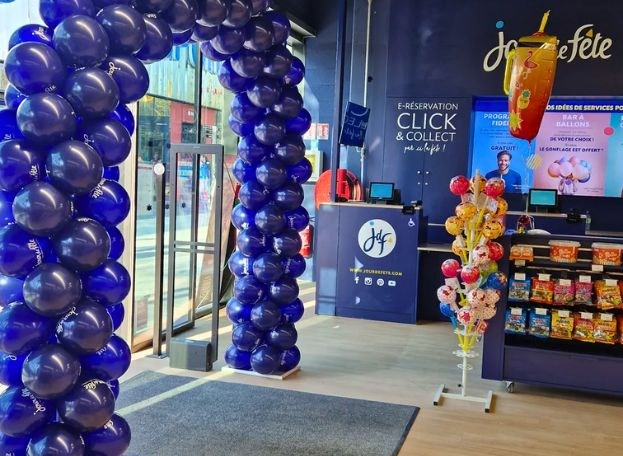 Magasin Jour de Fête dans le centre commercial Valvert à Sainte Geneviève des Bois