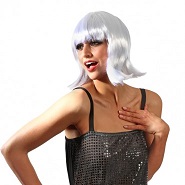 Perruque femme cheveux blancs coupe au carré