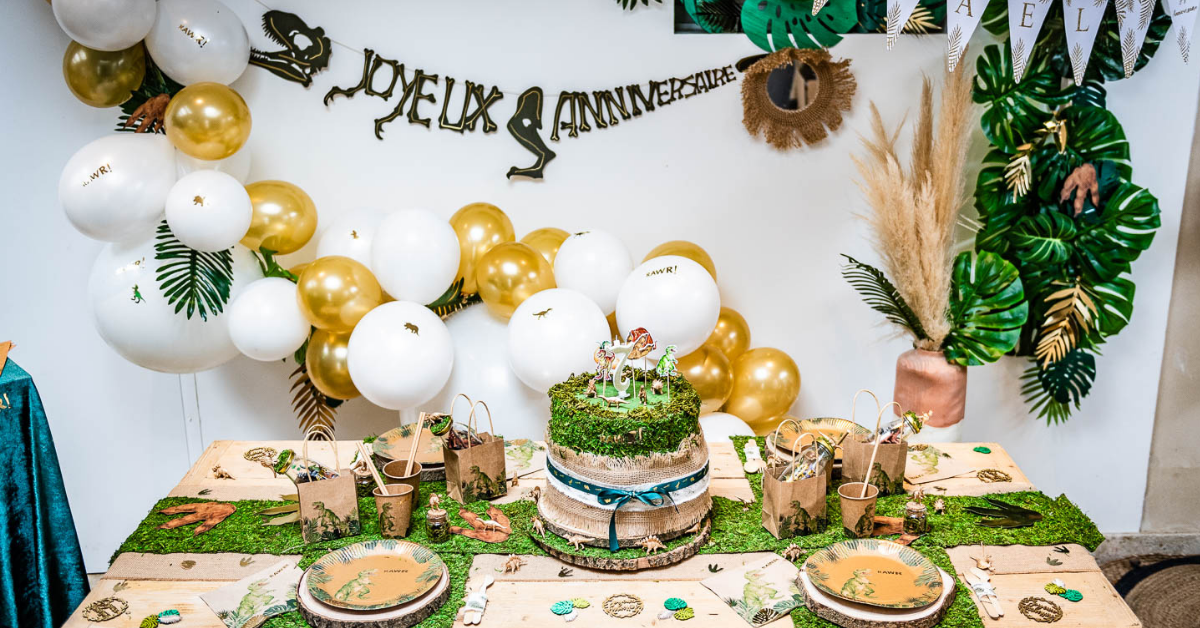 organiser-anniversaire-dinosaure-garccon