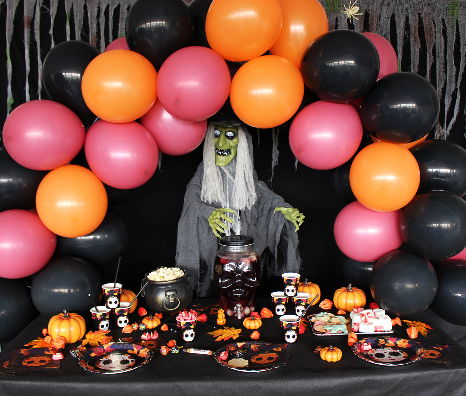 une arche de table en ballon halloween