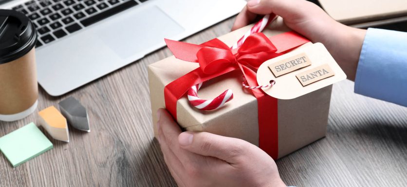 Des idées cadeaux pour le Secret Santa à offrir à votre collègue | jourdefete.com